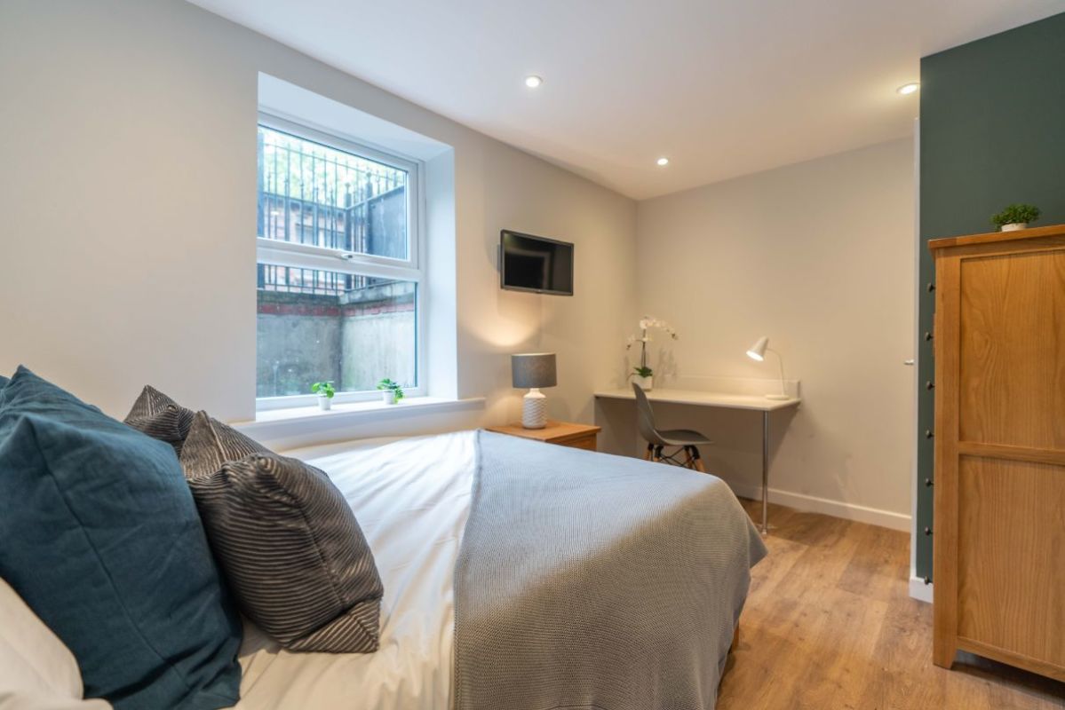 Flat 2 Linden Flat, Jesmond Road Newcastle 5 Bedroom Student Flat