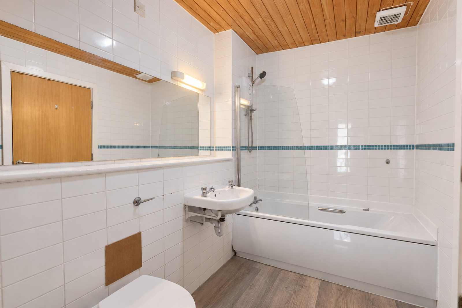 Flat 34, Mayfair Court