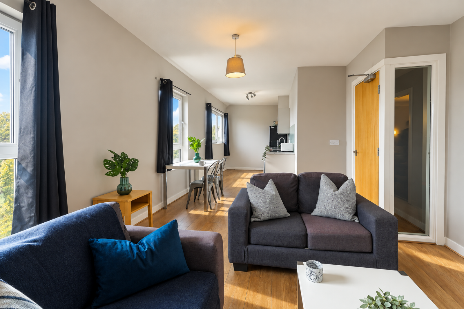 Flat 34, Mayfair Court
