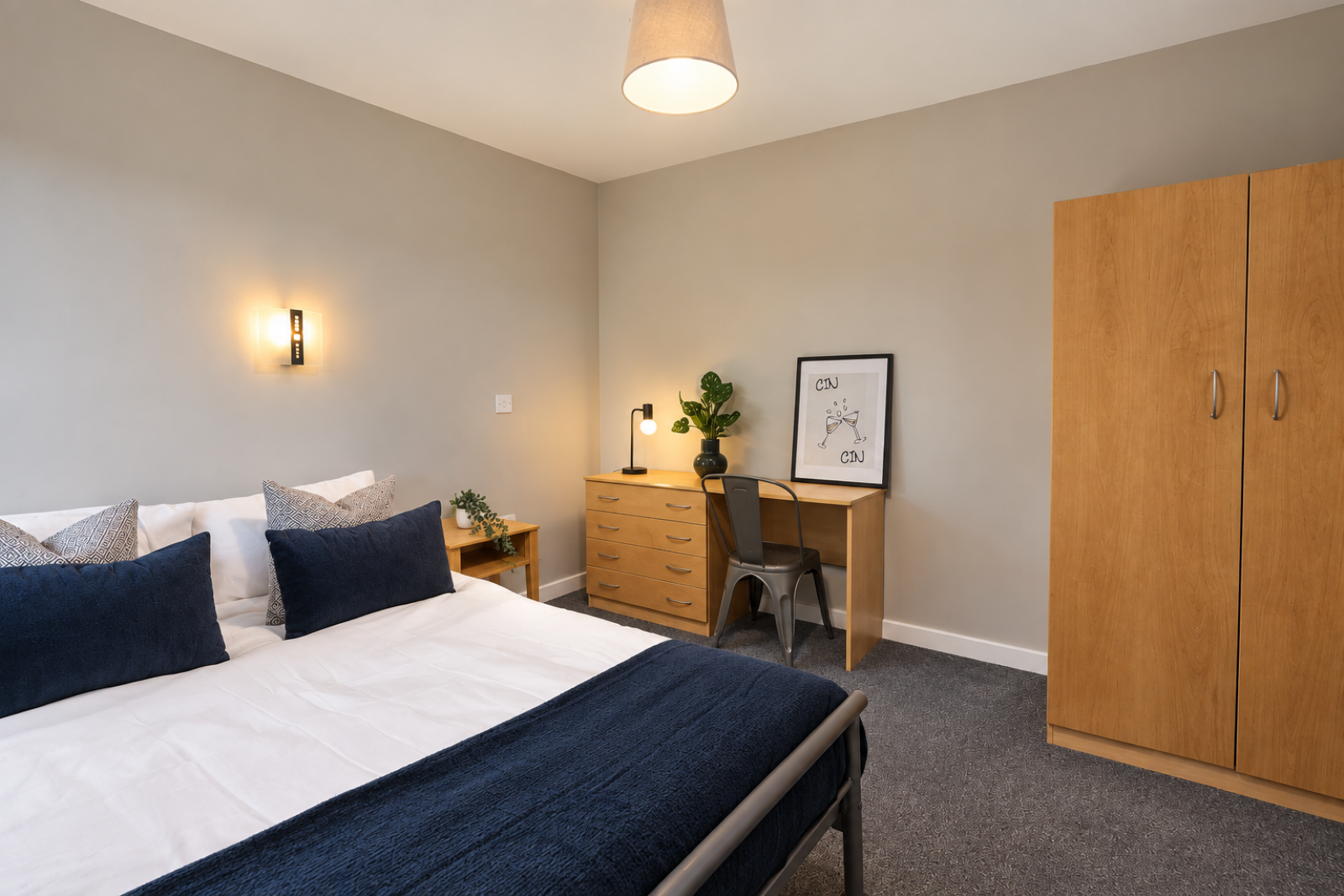 Flat 34, Mayfair Court